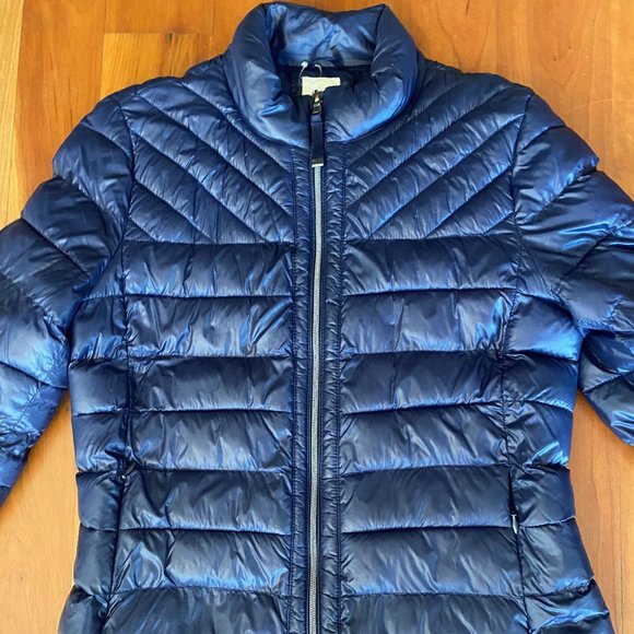 GAP PRIMALOFT COLD CONTROL LITE PUFFER JACKET - NAVY SZ:MED - LIKE NEW - Picture 2 of 6